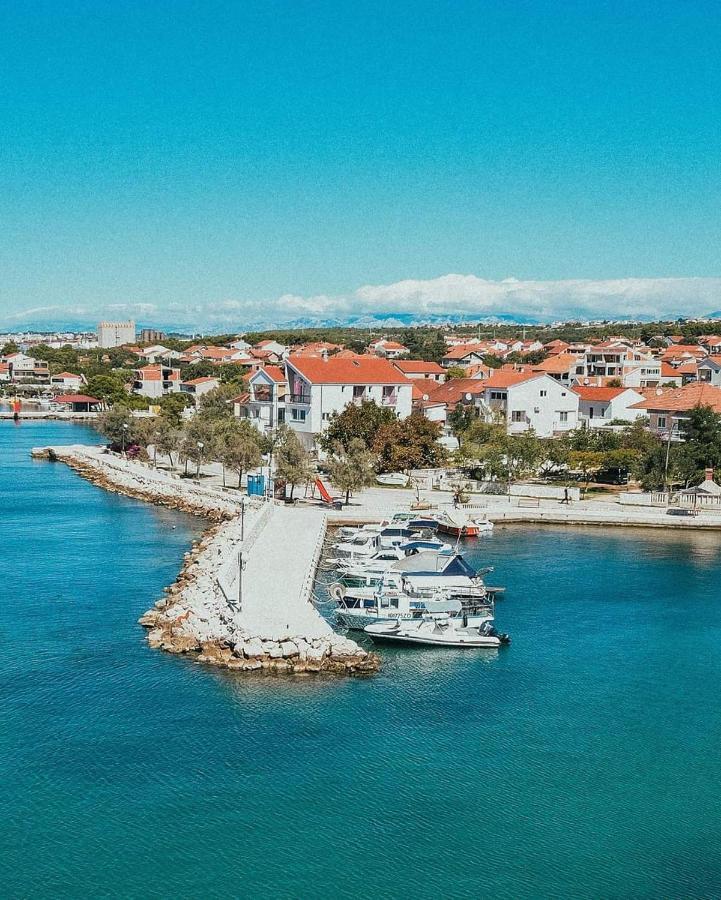 Apartman Ines Bibinje Buitenkant foto