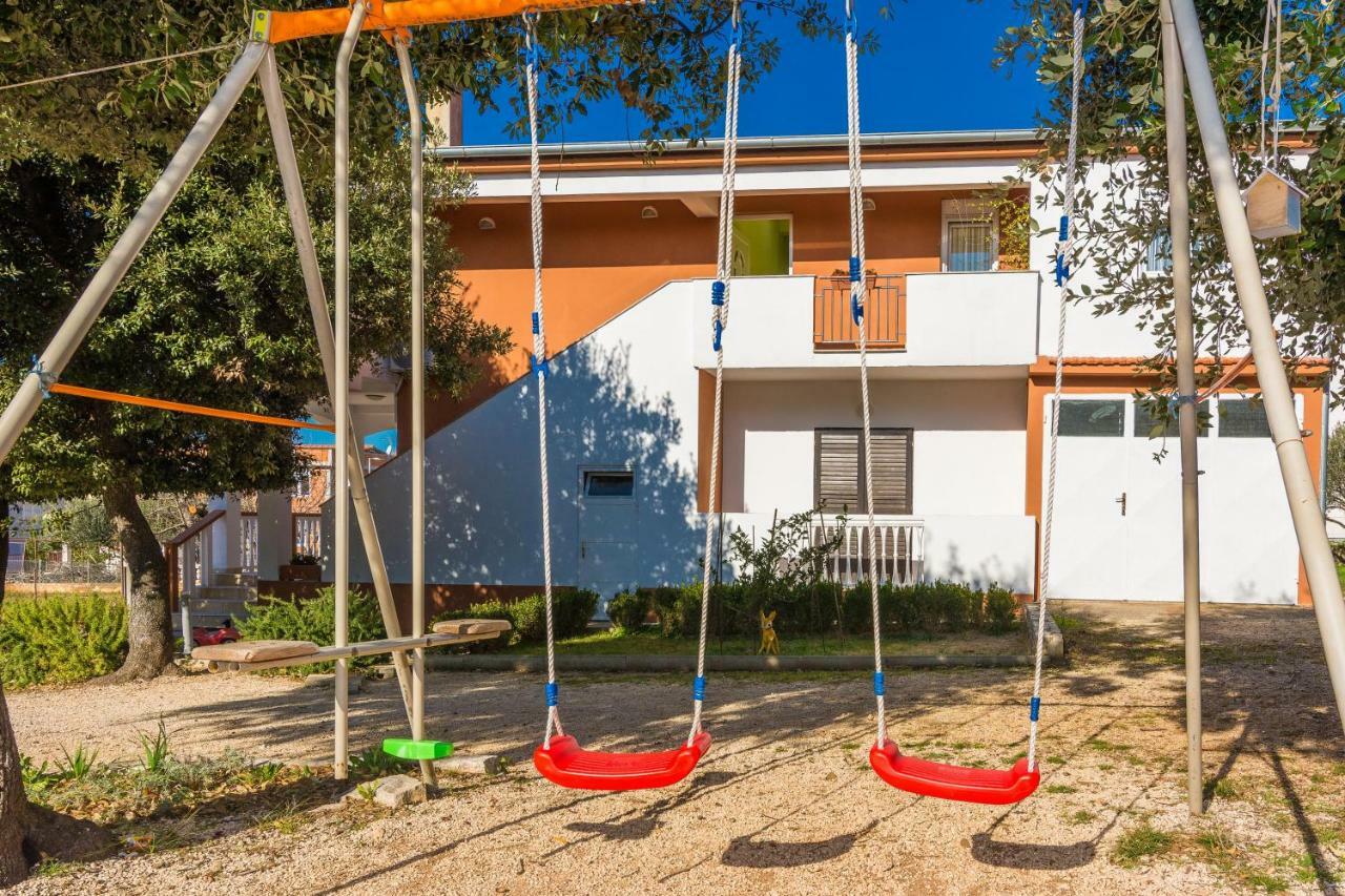 Apartman Ines Bibinje Buitenkant foto