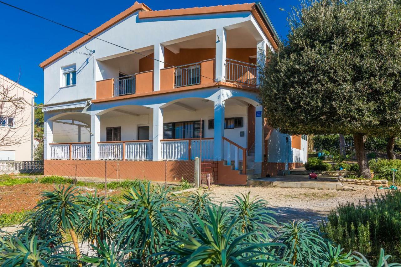 Apartman Ines Bibinje Buitenkant foto